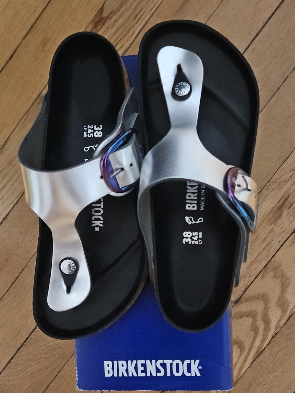 Birkenstock Silver Metallic Thong Sandals with Iridescent Buckles...ONLY WORN 1